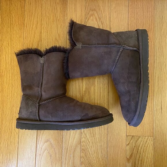 UGG Australia Bailey Button Boots Women’s Size 8 Chestnut Brown Suede Shearling - Picture 7 of 11